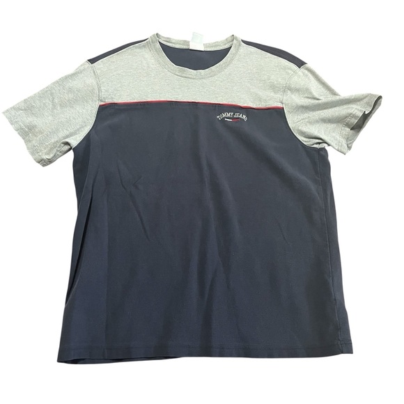 Vintage 2000s Tommy Hilfiger Men's Blue and Gray Short Sleeve Tee Y2K Streetwear - Picture 1 of 7